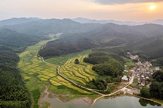 汽车内饰件