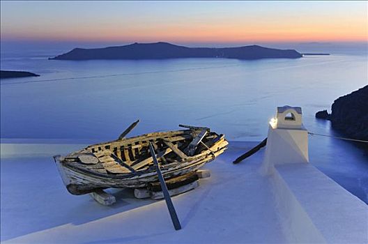 老,划桨船,展示,屋顶,平台,日落,正面,蓝色海洋,火山,岛屿,锡拉岛,基克拉迪群岛,希腊,欧洲