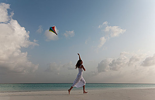 女人,放风筝,热带沙滩