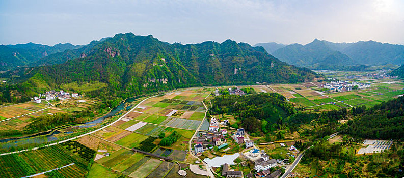 浙江,台州,天台县,龙溪乡,乡村,航拍,俯瞰,田园,春色,小溪,绿色,山村,大地,全景,清明