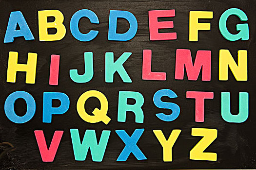 彩色,字母,磁铁,黑板