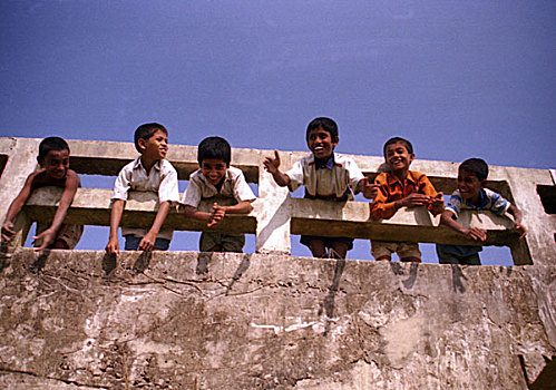 孩子,玩,桥,孟加拉