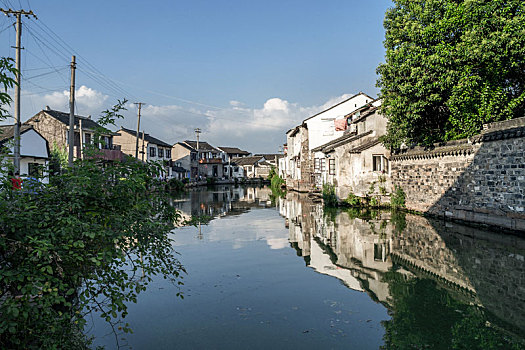 苏州水乡山塘街