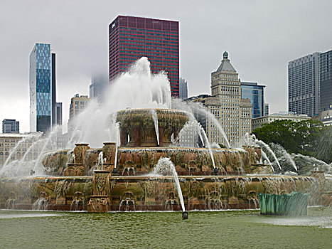 美国,伊利诺斯,芝加哥,白金汉喷泉,市区