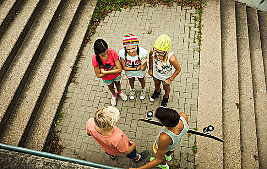 俯视,一群孩子,站立,户外,楼梯,德国
