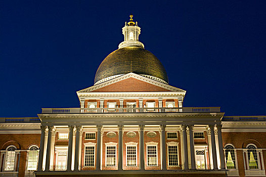 美国,马萨诸塞,波士顿,马萨诸塞州议会大厦,夜晚