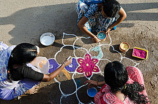 女人,制作,装饰,沙子,造型,街道,马杜赖,印度,节日,神圣,区域,神,泰米尔纳德邦,亚洲