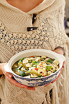 蔬菜浓汤,意大利式水饺