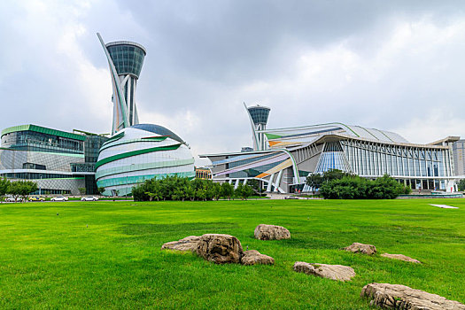 中国山东省潍坊市城市建筑绿地广场风景