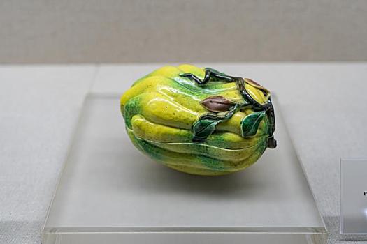 四川德阳什邡博物馆藏文物清佛手形瓷糖盒