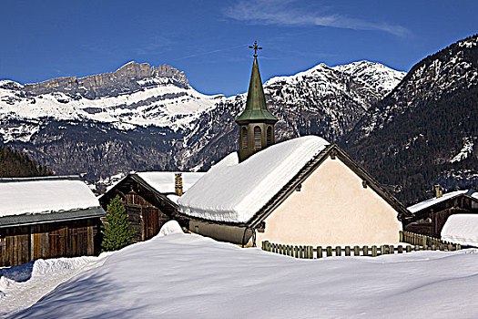 法国,阿尔卑斯山,上萨瓦省,下雪,小教堂