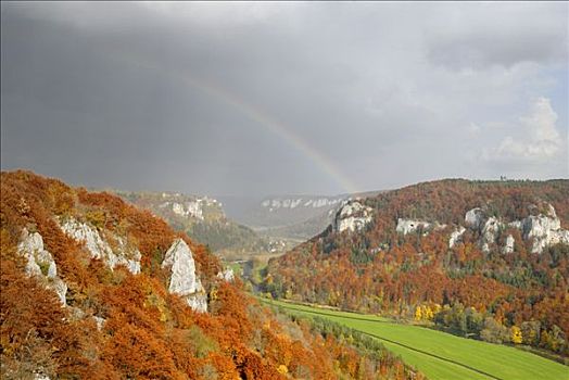 暴风雨天气,彩虹,多瑙河,山谷,巴登符腾堡,德国,欧洲