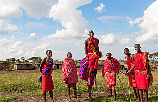 肯尼亚,马赛马拉,马萨伊勇士,传统,跳跃,旅游,麦赛-玛拉国家公园,自然保护区