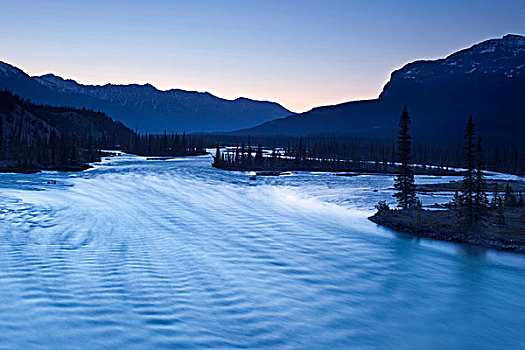 日出,弗米利恩湖,看,伦多山,班芙国家公园,艾伯塔省,加拿大