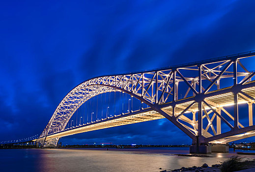 珠海横琴二桥夜景