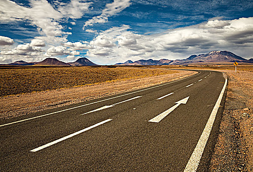 道路,阿塔卡马沙漠,后面,火山,安第斯,高地,佩特罗,省,安托法加斯塔大区,大,智利,南美