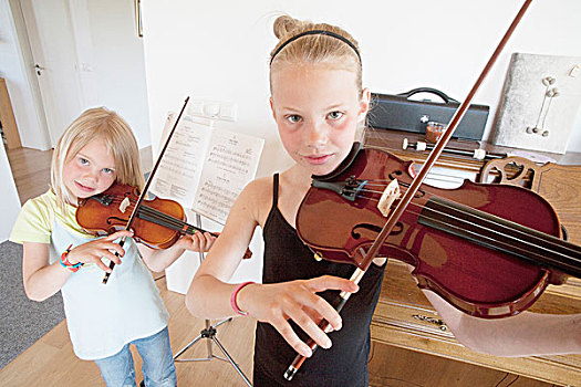 孩子,姐妹,展示,小提琴,技能,北方,冰岛,家