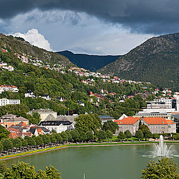 乌云,上方,建筑,山坡,卑尔根,挪威