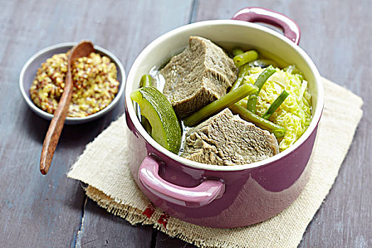 砂锅炖菜,绿色食品