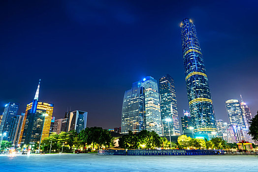 广州花城广场建筑景观夜景