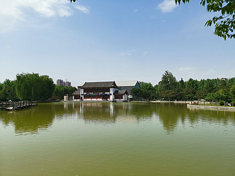 北京梨园主题公园韩美林艺术馆天书楼