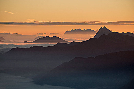 风景,山,清晨,上方,山谷,巴伐利亚阿尔卑斯山,巴伐利亚,德国