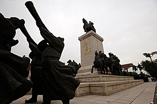 西安大雁塔雕像