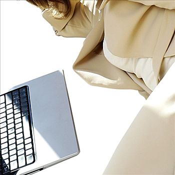 职业女性,卧,正面,笔记本电脑
