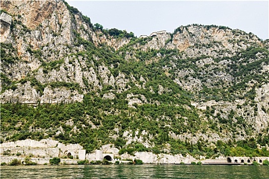 岩石,岸边,加尔达湖,意大利