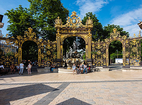 喷泉,斯坦尼斯瓦夫广场,默尔特摩泽尔省,洛林,法国,欧洲
