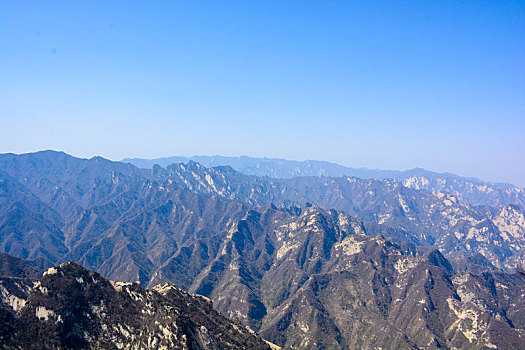 华山春日盛景