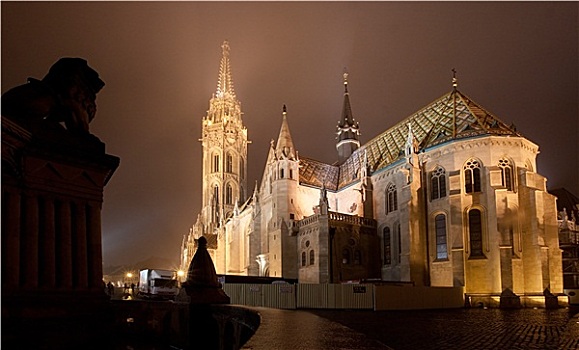 布达佩斯,马提亚斯教堂,夜晚