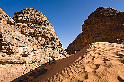 岩石构造,利比亚沙漠,阿卡库斯,山峦,利比亚,北非,非洲