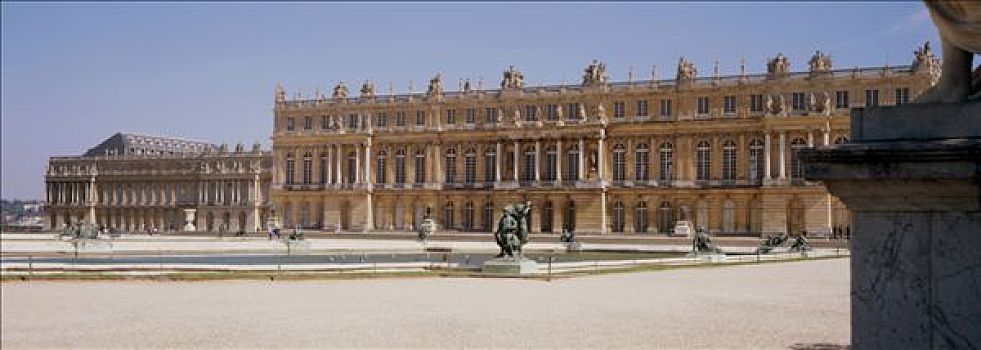 凡尔赛宫,雕塑
