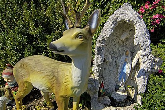 圣母玛利亚,雕塑,小雕像,鹿,母鹿,花园,上巴伐利亚,德国