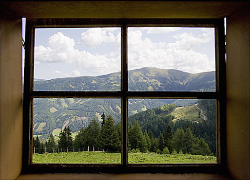 窗户,向外看,山峦