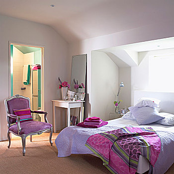 阁楼,卧室,丁香,粉色