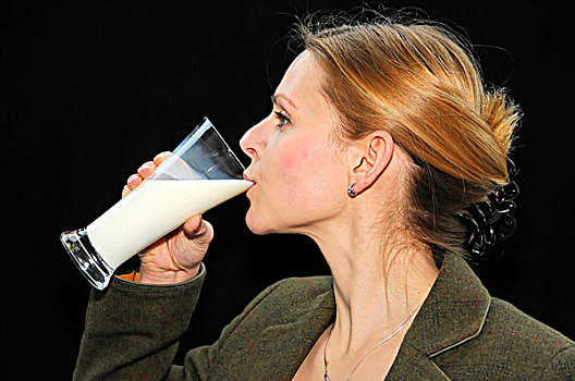 年轻,女人,喝牛奶