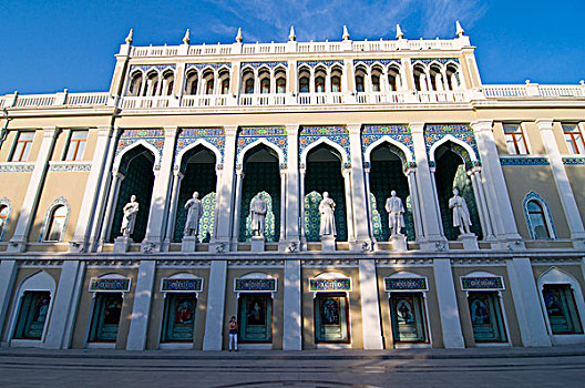 博物馆,雕塑,作家,正面,文学作品,喷泉,广场,巴库,阿塞拜疆,中亚