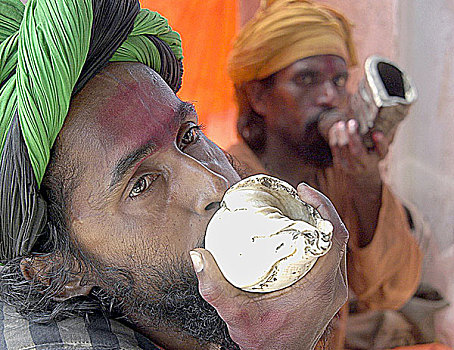 苦行僧,吹,海螺壳,湿婆神,节日,印度教,朝圣,庙宇,孟加拉,二月,2007年