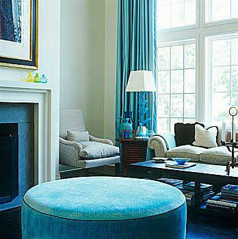 传统,客厅,软垫,座椅,青绿色,遮盖,正面,壁炉