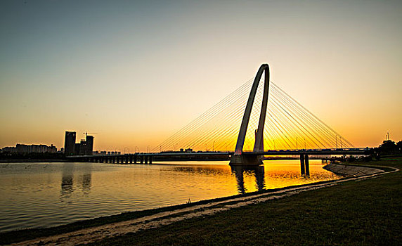 北辰灞河大桥图片