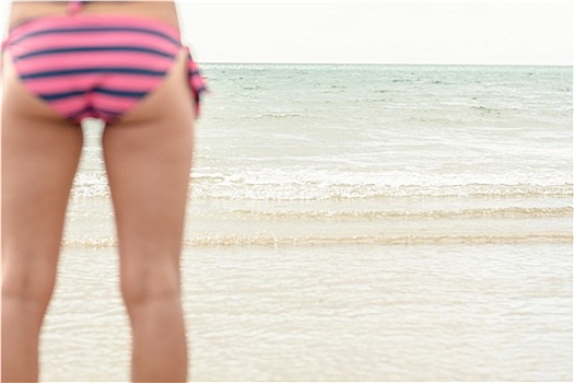 腰部,女人,条纹,比基尼,臀部,海滩