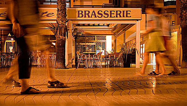 港口,散步场所,夜晚,朗格多克-鲁西永大区,法国南部,法国,欧洲