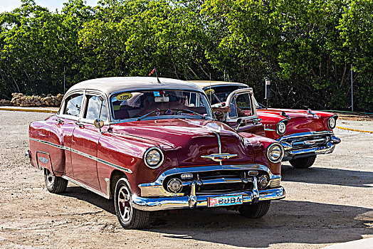 古巴,特立尼达,干盐湖,两个,红色,出租车,老爷车