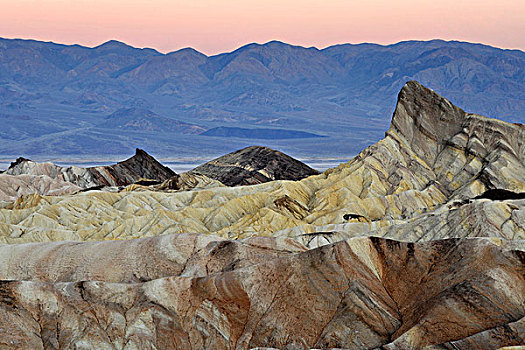 风景,侵蚀,石头,变色,矿物质,男人味,灯塔,后面,黎明,死亡谷国家公园,莫哈维沙漠,加利福尼亚,美国