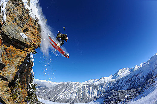 滑雪,跳跃,悬崖,野外雪道,看,凹,滑雪胜地,高雪维尔,法国阿尔卑斯山