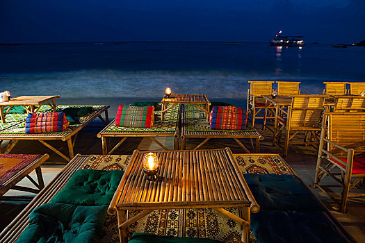 桌子,垫子,椅子,餐馆,夜晚,苏梅岛,海湾,泰国,亚洲