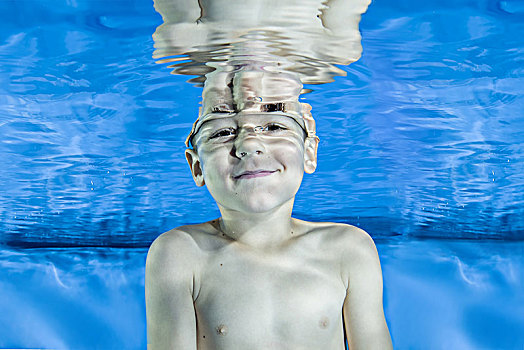 男孩,水下,游泳池,头像,乌克兰,欧洲