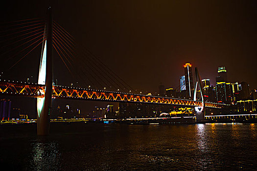 跨江大桥